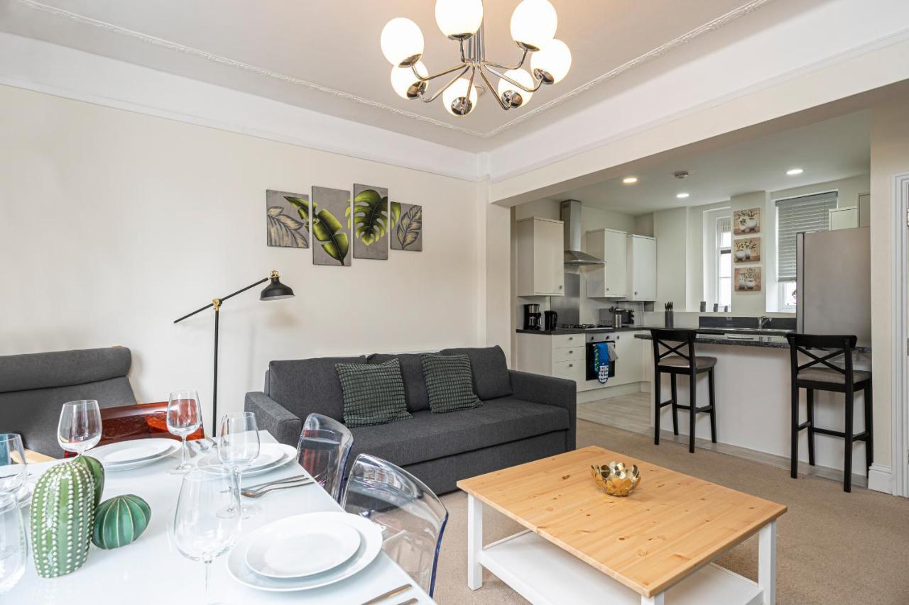Beautiful 3 Bedroom Apartment Near Marble Arch And Oxford Street London Eksteriør billede