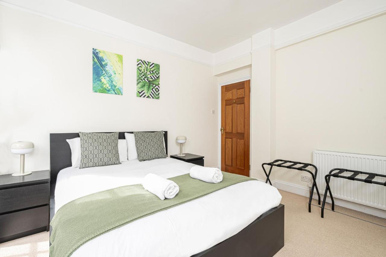 Beautiful 3 Bedroom Apartment Near Marble Arch And Oxford Street London Eksteriør billede